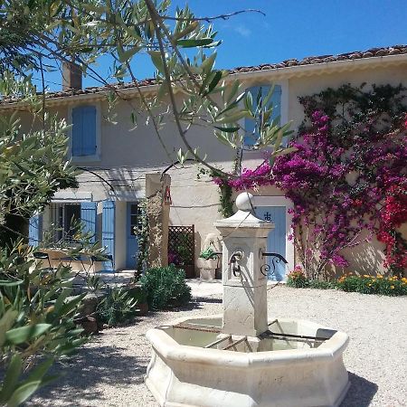 Mas Des Bougainvillees Sernhac Exteriör bild